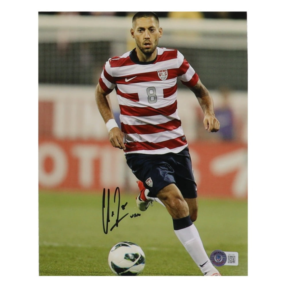 Clint Dempsey Signed Team USA 8x10 Photo Inscribed "USA" (Beckett)