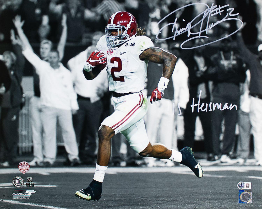 Derrick Henry Signed Alabama 16x20 Photo with "15 Heisman" (Beckett Certified)