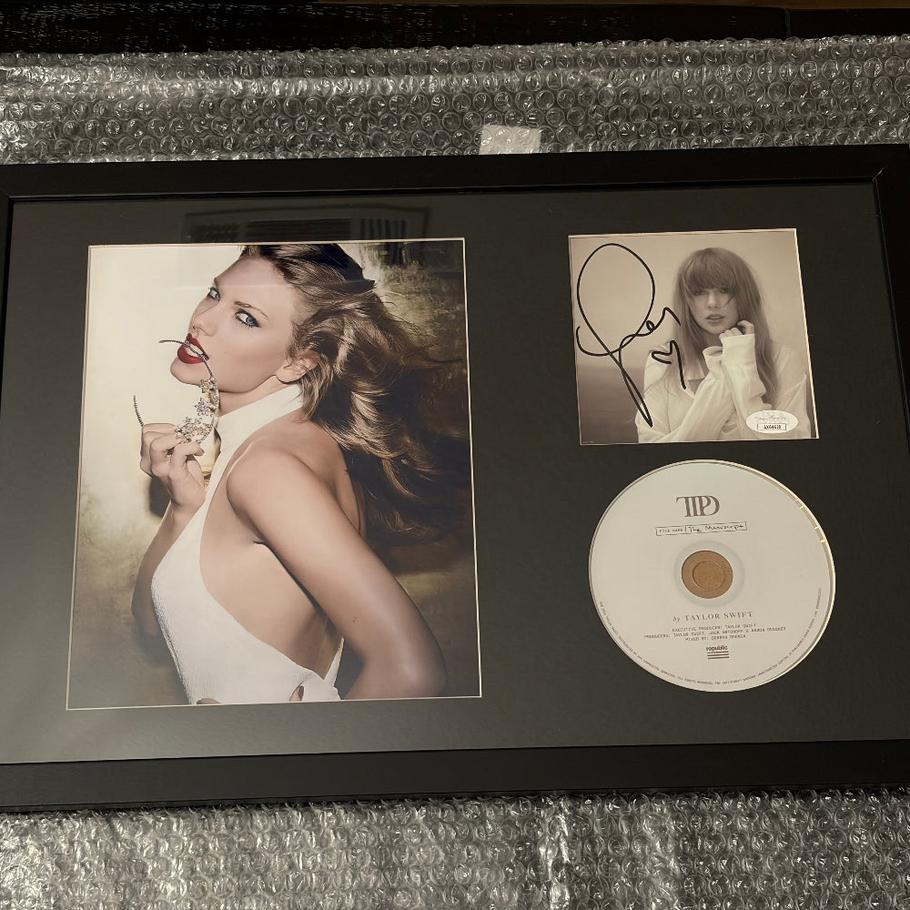 Taylor Swift Signed with a &quot;Heart&quot; Framed &quot;The Tortured Poets Department&quot; CD Album Insert Display With Disc (JSA)(6)