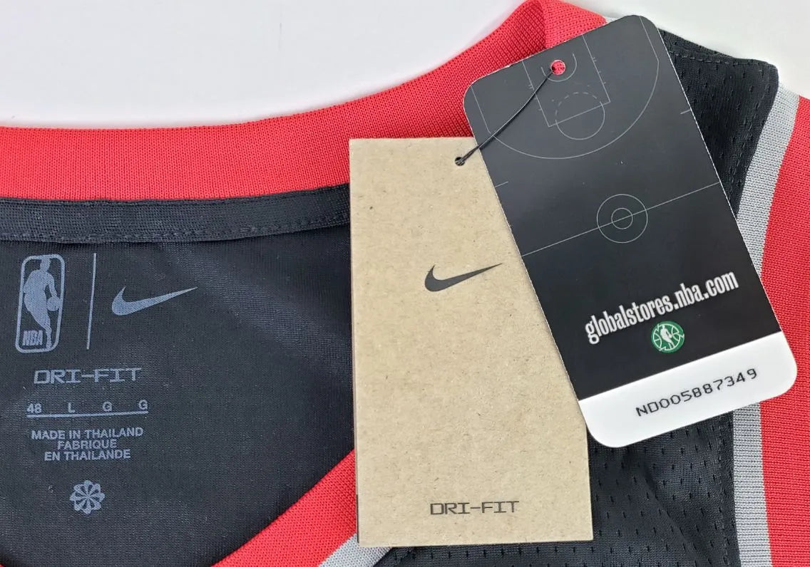 Damian Lillard “71 Pts, 2-26-23” Signed Portland Trail Blazers Nike Dri-Fit Icon Edition Swingman Jersey