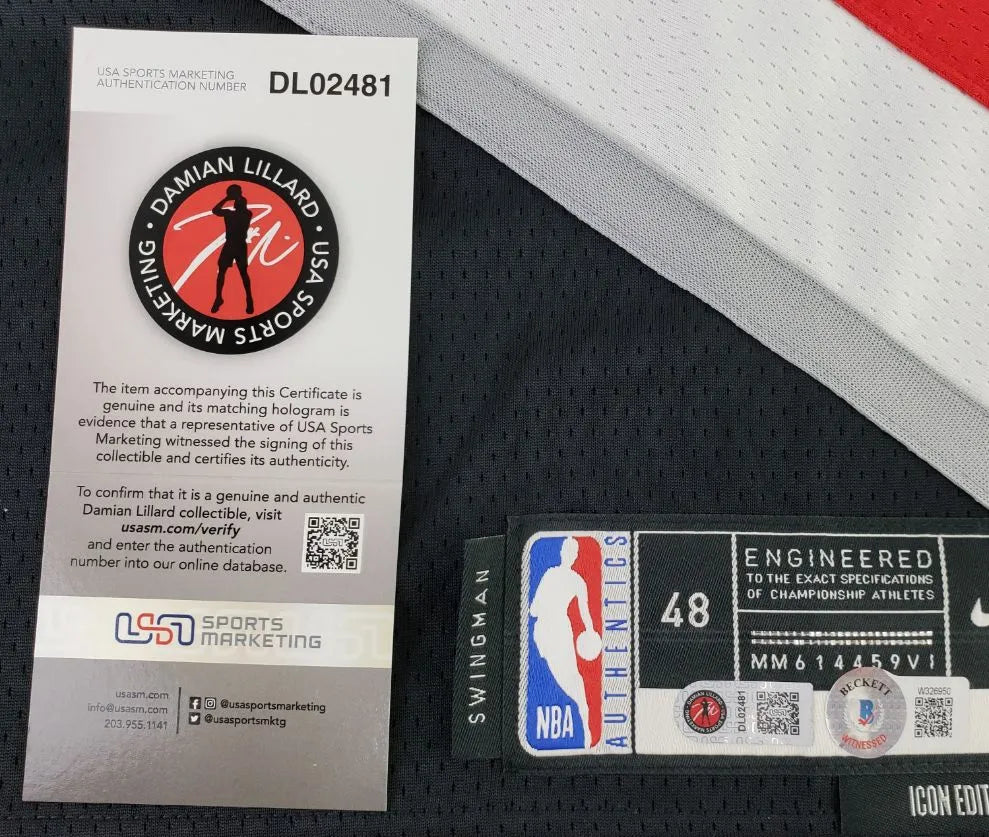 Damian Lillard “71 Pts, 2-26-23” Signed Portland Trail Blazers Nike Dri-Fit Icon Edition Swingman Jersey
