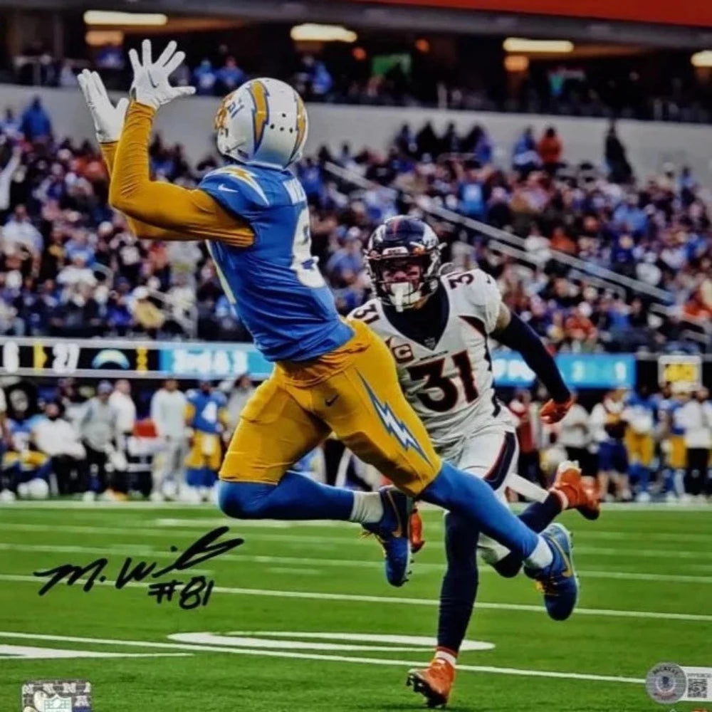 Mike Williams Signed Los Angeles Chargers 11×14 Photo (Beckett Witness Certified)