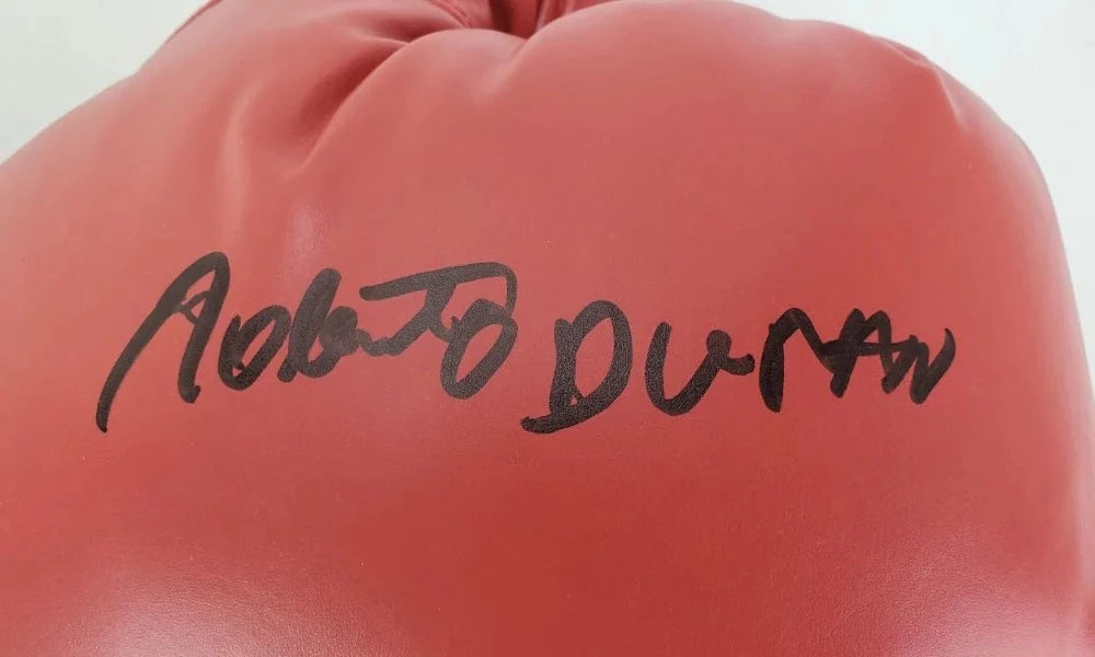Roberto Duran Signed Red Everlast Boxing Glove (JSA Witness COA)