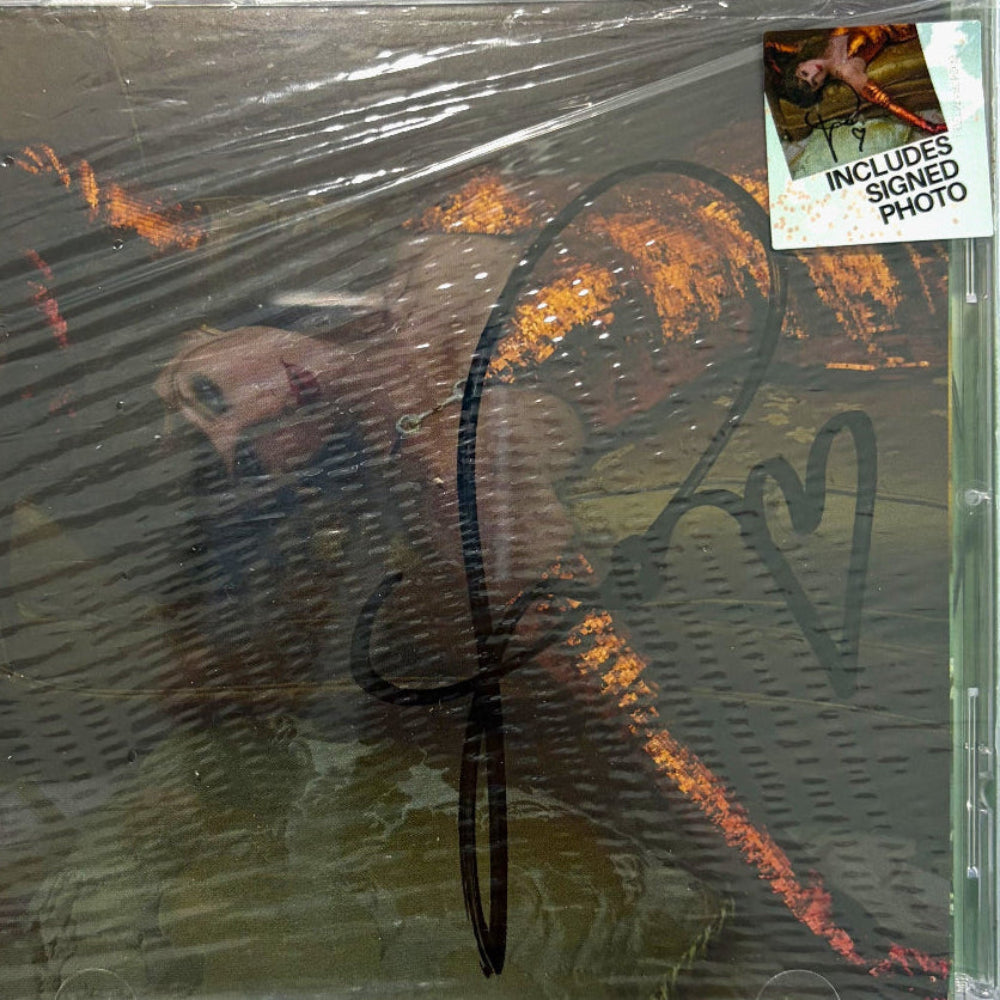 Taylor Swift Signed "The Life of a Showgirl" CD Insert with Case &amp; Disc (9)