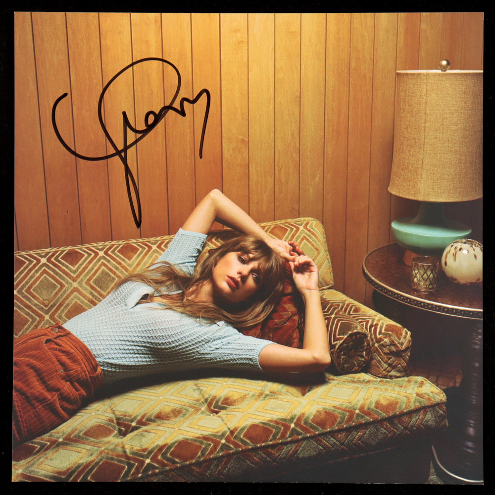 Taylor Swift Long Signature with 
