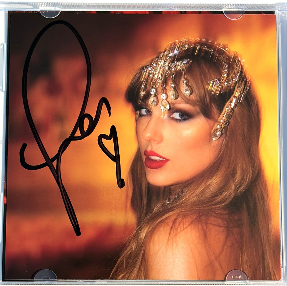 Taylor Swift Signed "The Life of a Showgirl" CD Insert with Case & Disc (8)
