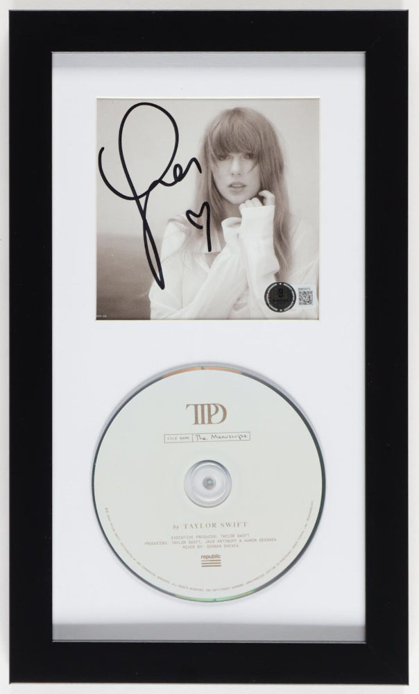 Taylor Swift Signed with a "Heart" "Tortured Poets Department" CD Insert Display with Disc (Beckett)