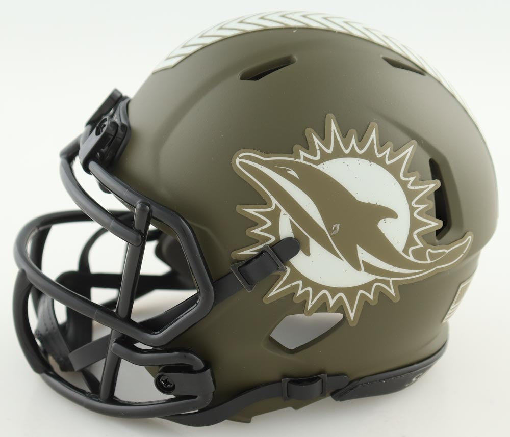 Tyreek Hill Signed Dolphins Salute to Service Speed Mini Helmet (Beckett)