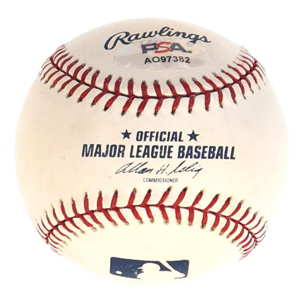 Dave Winfield Signed OML Baseball (PSA)