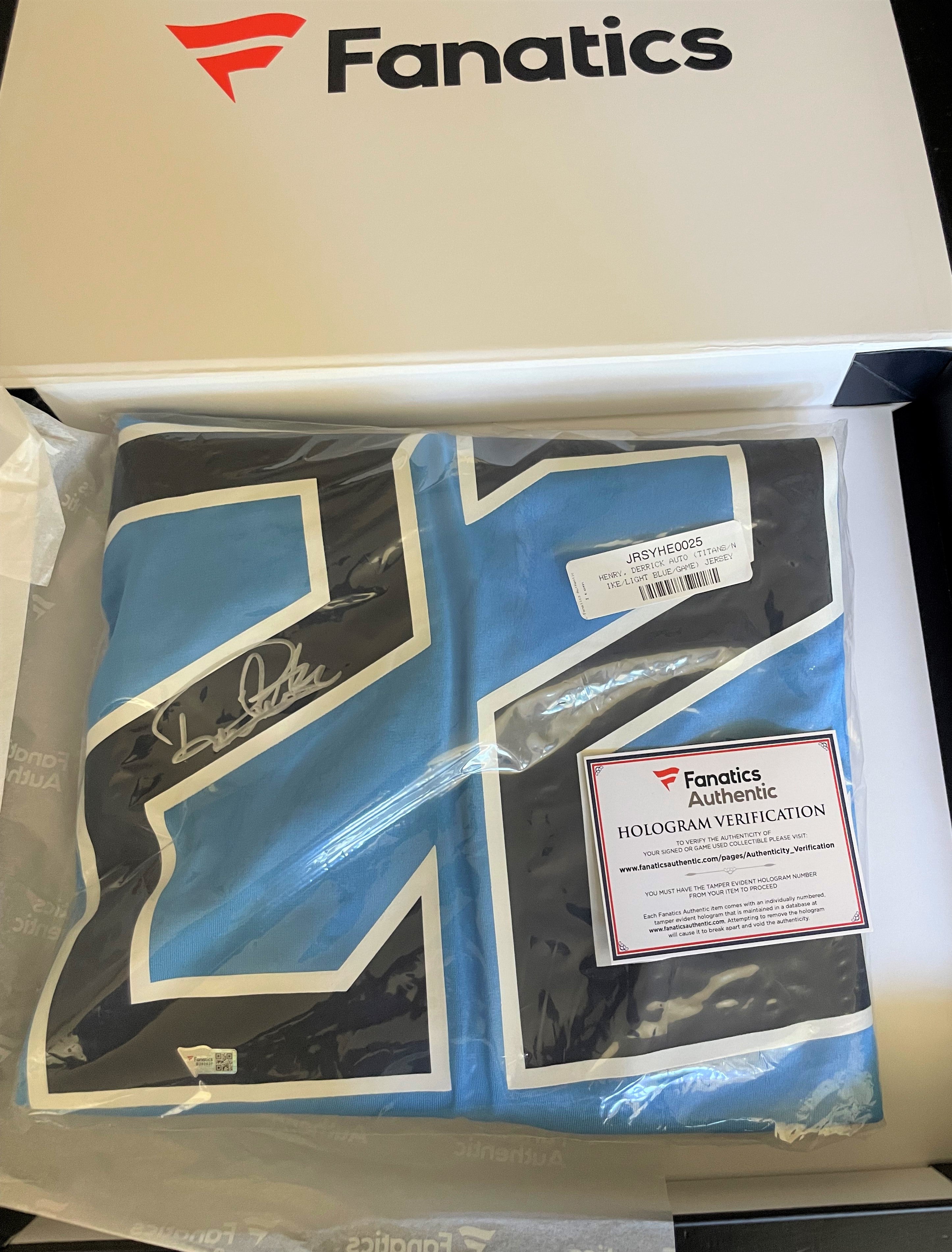 Derrick Henry Signed Titans Blue Nike Jersey (Fanatics Hologram) – GSSM