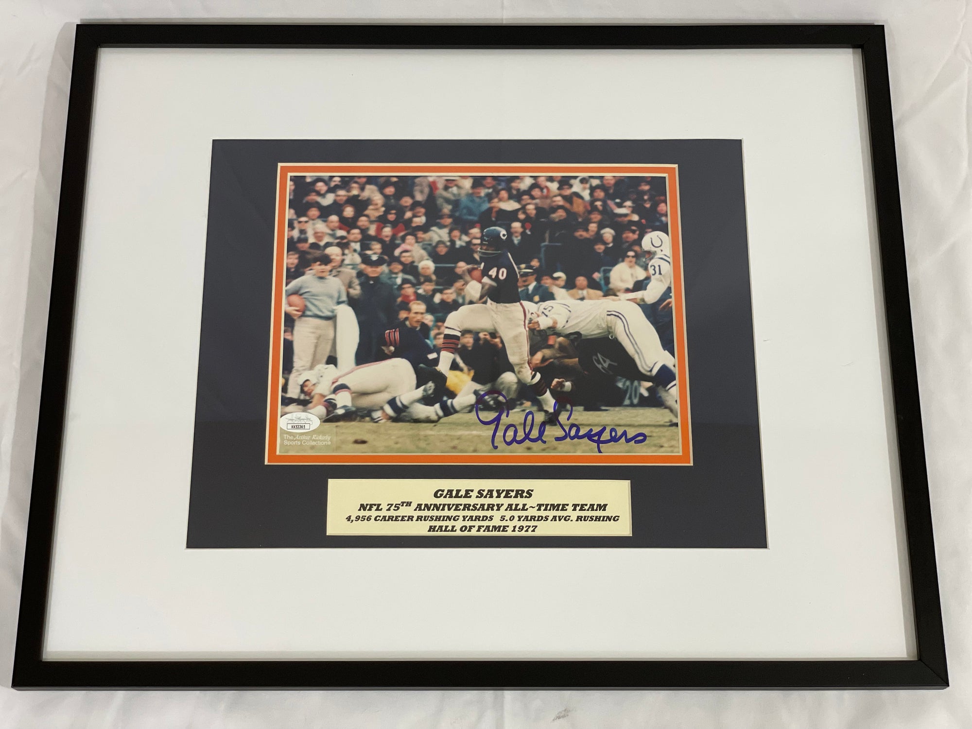 Gale Sayers Signed Bears 11x14 Custom Matted Framed Photo Display (JSA COA)