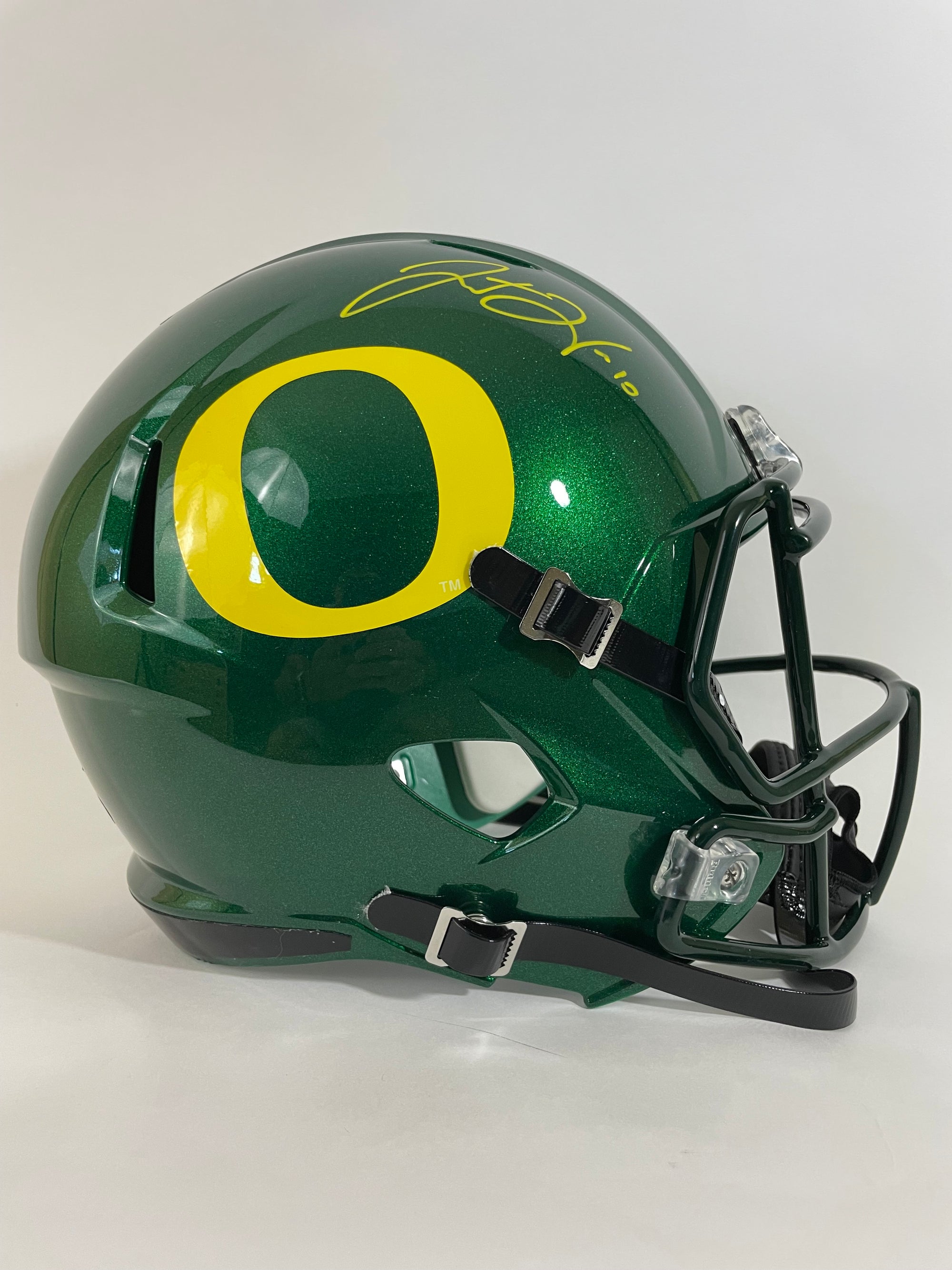 Justin Herbert Autographed Oregon Ducks Full-Size Speed Helmet (Beckett COA)