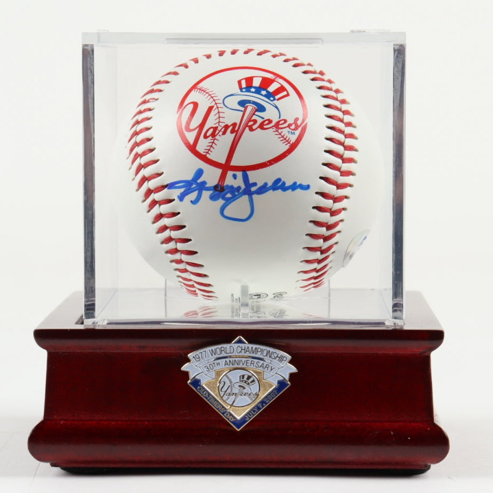 Reggie Jackson Signed OL Yankees Logo Baseball with Display Case (PSA) –  GSSM
