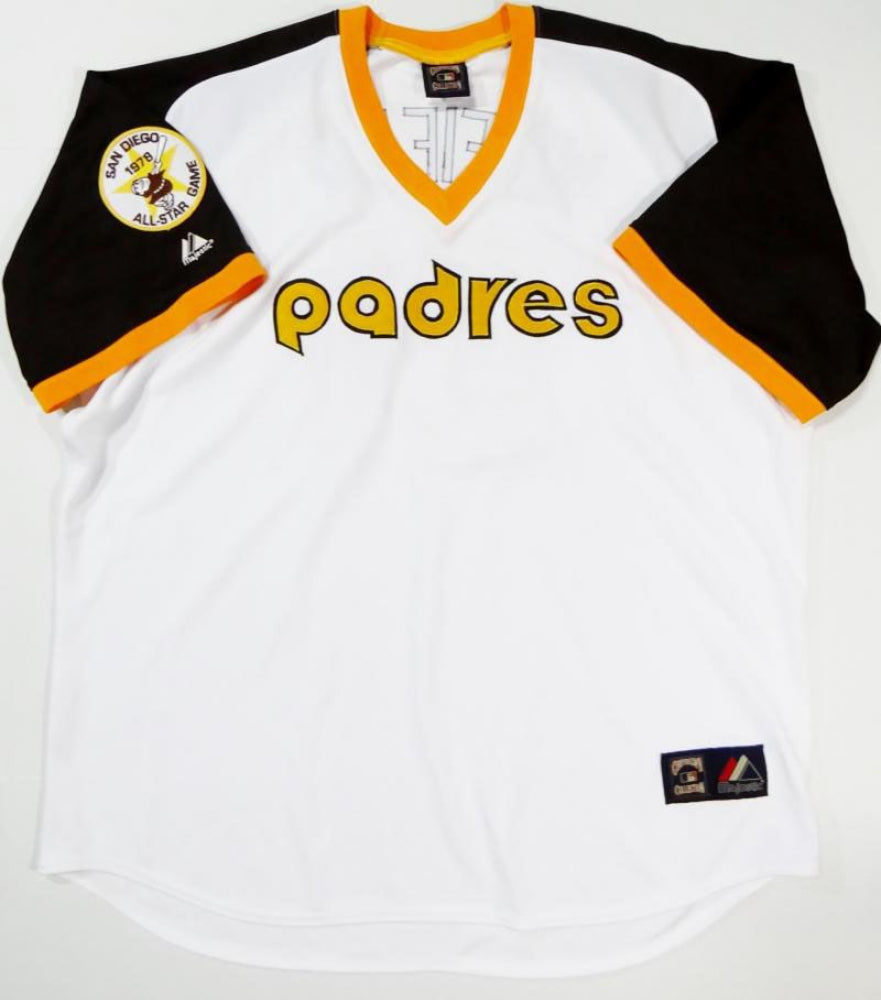 Dave Winfield Signed Padres Jersey (JSA Hologram)